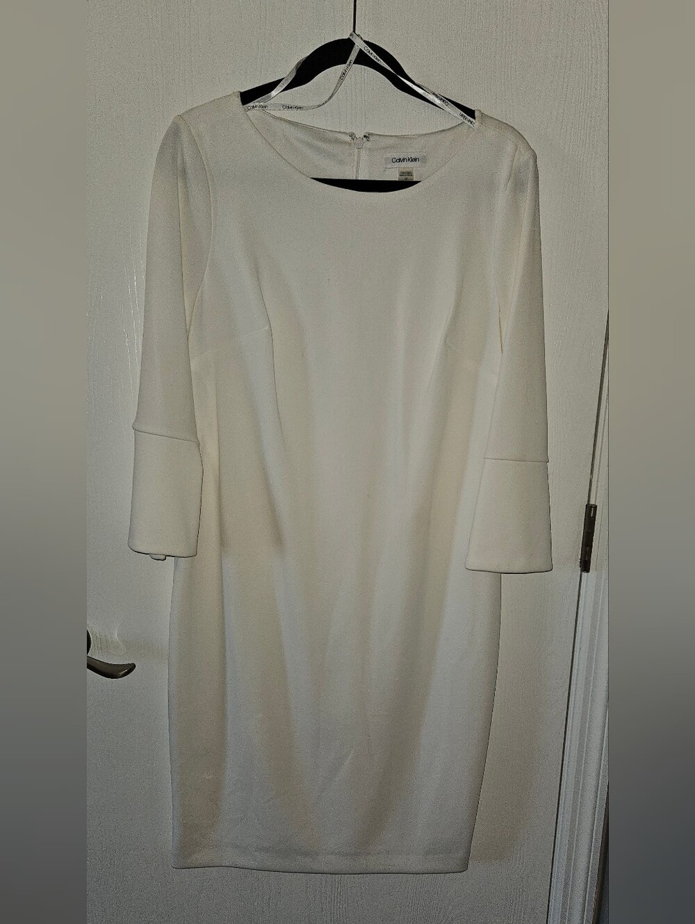 Calvin Klein Cream Long-Sleeve Shift Dress